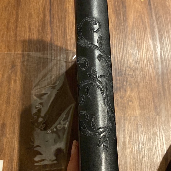 Croft & Barrow Black Embroidered Photo Album-500 Photos-4x6 - Picture 10 of 12